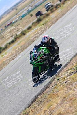 media/Oct-15-2023-TrackXperience (Sun) [[85198ff50b]]/Group 2/session 4 turn 3/